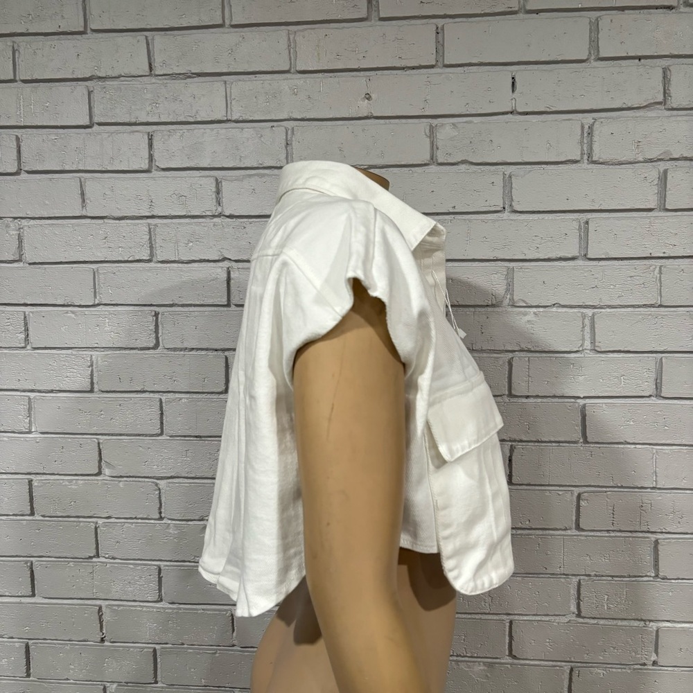 White Cropped Button-Up Top - Picture 6 of 7